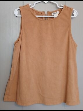 Forever 21 Girls Size 9/10 Faux Suede Top